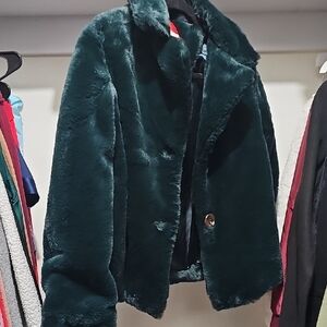 Green Teddy Jacket with Plush Texture and Structured Design